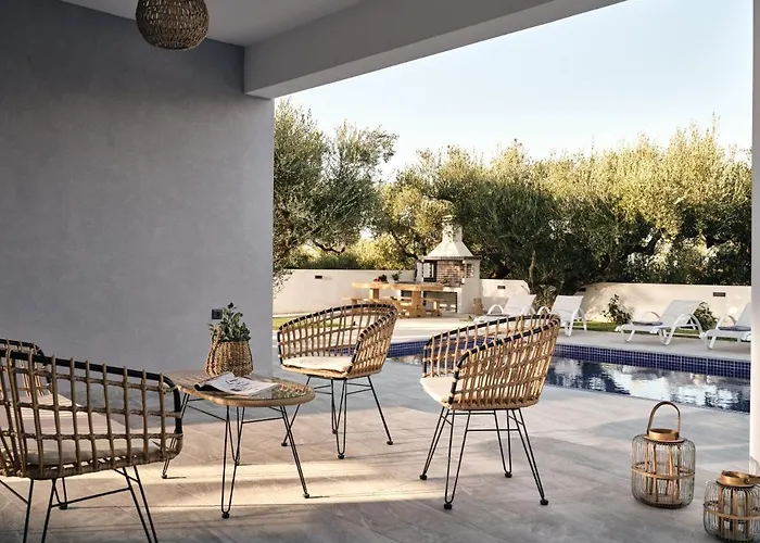 Kapodistria Luxury - Serene Escape In A Scenic, Secluded Location, By Zantewize