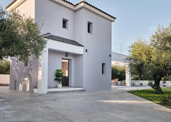 Villa Kapodistria Luxury - Serene Escape In A Scenic, Secluded Location, By Zantewize