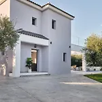 Villa Kapodistria Luxury - 3-bedroom With Private Pool, By Zantewize