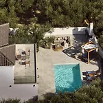 Kapodistria Luxury - 3-bedroom With Private Pool, By Zantewize Plános