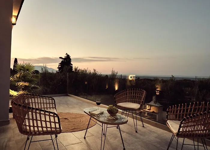 Kapodistria Luxury - Serene Escape In A Scenic, Secluded Location, By Zantewize ヴィラ