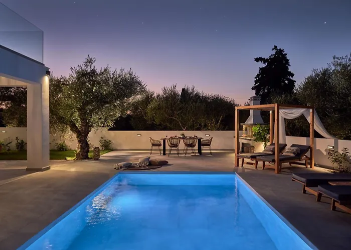 Kapodistria Luxury - Serene Escape In A Scenic, Secluded Location, By Zantewize ヴィラ