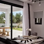 Kapodistria Luxury Villas - 3-Bedroom Villas With Private Pool, By Zantewize Villa Plános