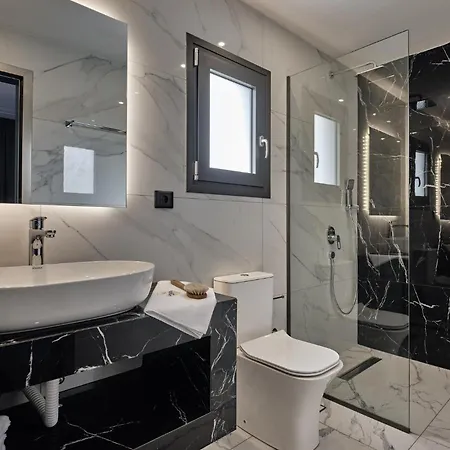 Kapodistria Luxury - 3-bedroom With Private Pool, By Zantewize Plános