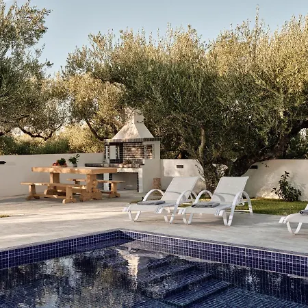 Kapodistria Luxury - 3-bedroom With Private Pool, By Zantewize Plános