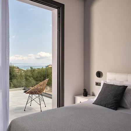 Kapodistria Luxury - 3-bedroom With Private Pool, By Zantewize