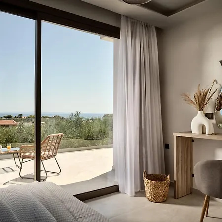 Kapodistria Luxury - Serene Escape In A Scenic, Secluded Location, By Zantewize Plános