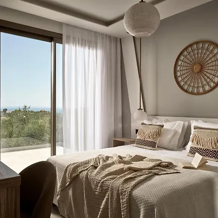 Kapodistria Luxury - 3-bedroom With Private Pool, By Zantewize