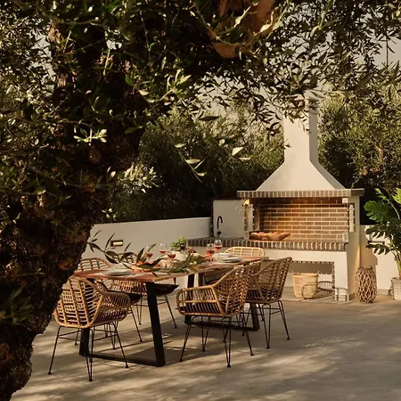 Kapodistria Luxury - 3-bedroom With Private Pool, By Zantewize