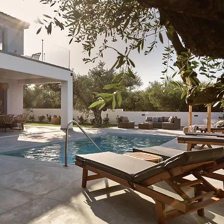 Kapodistria Luxury - 3-bedroom With Private Pool, By Zantewize Plános